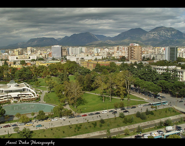 Foto nga Kryeqyteti jon Tirana - Faqe 2 Nga_Sky_Tower