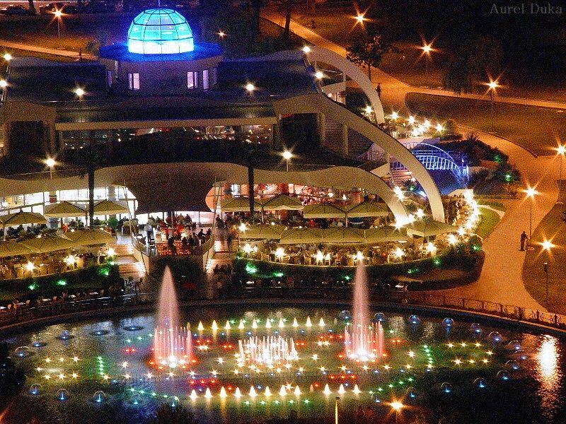 http://www.shqiperia.com/foto/albums/album24/Qendra_Tajvan5.sized.jpg 