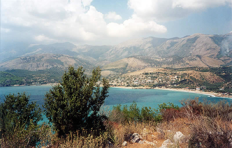 De afbeelding http://www.shqiperia.com/foto/riviera2001/images/himare_5_jpg.jpg kan niet vertoond worden, omdat ze fouten bevat.