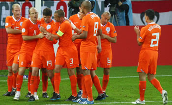 �Tulipan�t� fituan leht�sisht 2-0 ndaj Rumanis�