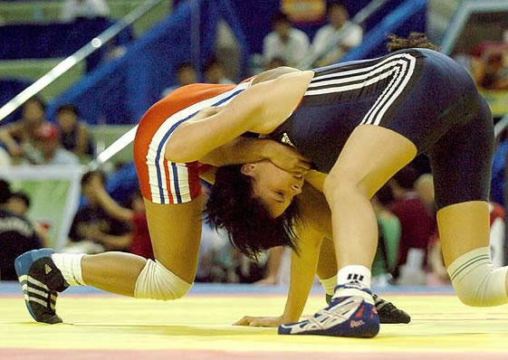Olimpiada Flamurmbajt�si Sahit Prizreni jep fjal�n se do t� ngjitet n� podium