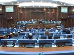 Seance simbolike ne Kuvendin e Kosoves
