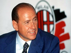 Berlusconi: Me bie te fiket kur shikoj faturat e Milanit Berlusconi: Me bie te fiket kur shikoj faturat e Milanit