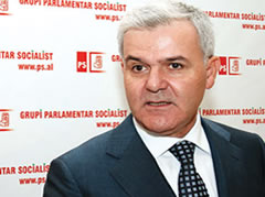 Xhafaj: PD i trembet te ardhmes politike te Spahiut 
