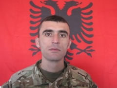 Trupi i Voglit pritet sot ne Tirane 