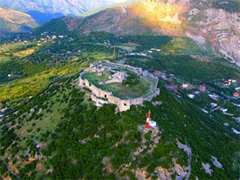 Kalaja e Lezhes, vazhdon shembja e mureve, asnje reagim