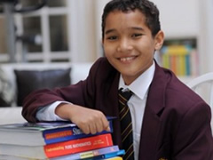 Britani e Madhe, 12-vjecari shkon ne universitet