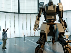 Japonezet paraqesin robotin e luftes