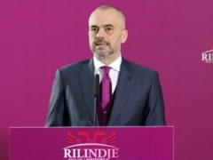 Rama: Une, Kryeministri dhe kryesherbetori juaj 1372235183-edi_rama_rilindje