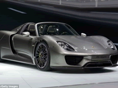 Porsche prezanton makinen me te shtrenjte qe ka prodhuar ndonjehere