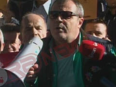 Ambientalistet: 'Proteste kunder shkaterrimit te armeve kimike ne Shqiperi'