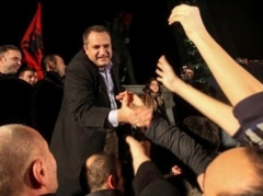 Ahmeti: Puna e pare, do shes veturen Audi Q7 te Isa Mustafes