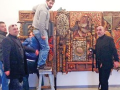 Te protestosh permes artit