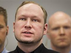 Vrau 77 njerez, Breivik nis greve urie ne burg, do Play-Station 3
