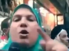 'Obama mbyll gojen': intervista e gruas egjiptiane behet hit 
