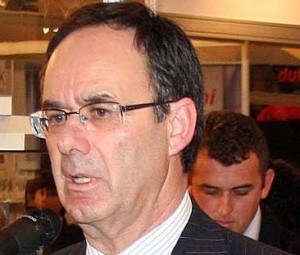 Pergezime per nje liber te nxituar...