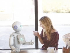 Del ne treg roboti qe mund te kuptoje emocionet 