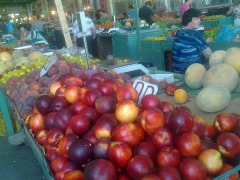 Tregtaret: 'Po na luftojne per te shpetuar supermarketin perballe'