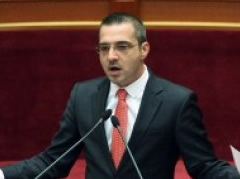 Kuvend, Tahiri prezanton ligjin per policine e shtetit, Ndreu: Ta votojme, do pershtatet rruges