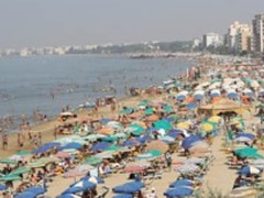 Policia bashkiake, aksion per lirimin e plazheve publike ne Durres