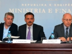 Cani: Fullani? Stabiliteti financiar nuk varet nga nje person