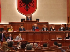 Sot votohet rishikimi i buxhetit per vitin 2014