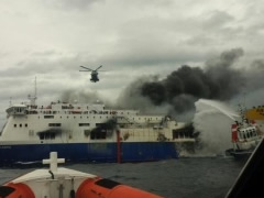 Deti nxjerr trupat e dy marinareve shqiptare