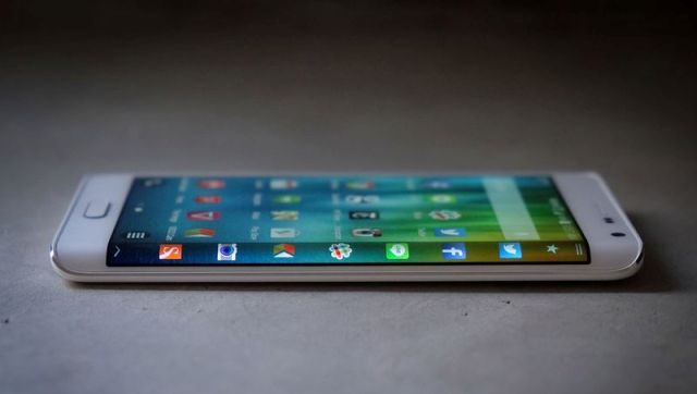 Samsung Galaxy S6 prezantohet ne 1 mars