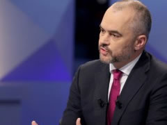 Rama ne 'Opinion': Komploti kunder Doshit, nje farse. Personi i filmuar prej tij nje aktor
