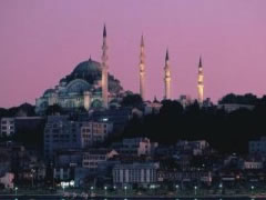 Rikthimi i lavdise otomane/ Turqia po nderton 18 xhami te medha ne mbare globin, perfshi nje ne Tirane