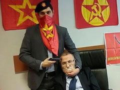 Turqi, prokurori merret peng ne sallen e gjyqit 
