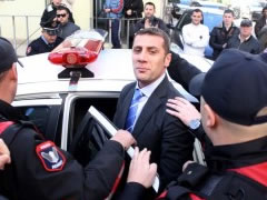 A do lirohet dhe Mark Frroku per dhjete dite?