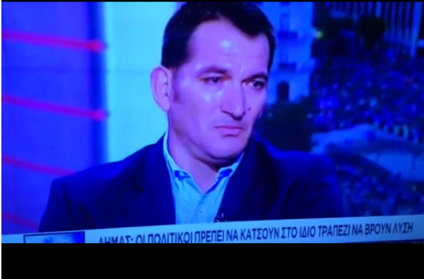 Pirro Dhima perlotet ne Tv: Kam frike per femijet. Une jam mesuar ne Shqiperi