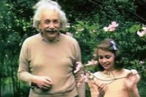 Letra e Ajnshtajnit per te bijen: Dashuria eshte gravitet