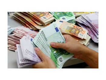 100 mln euro fitime: Bankat 'gelltisin' gjysmen e rritjes ekonomike