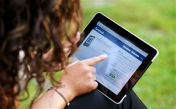 1.3 milion perdorues te Facebook ne Shqiperi, rritje 16 perqind ne 2015