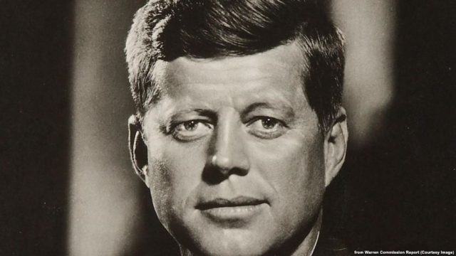 Pritet dalja e dosjeve te fundit te papublikuara per vrasjen e Presidentit Kennedy