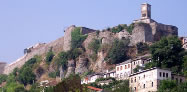 Gjirokastra, qyteti i gurtë i shtëpive muze
