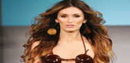 Tika Camaj, modelja shqiptare që sfilon për D&G dhe Gucci