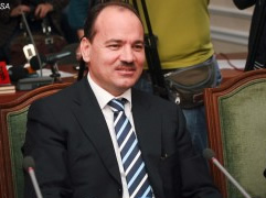 Qeveria terhiqet nga pakti detar me Greqine 