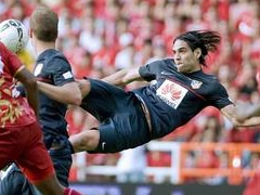 Supergol i Radamel Falcao (Video)