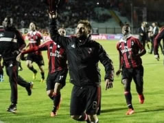 Siena dhe Fiorentina kontestojne ashper fitoren e Milanit