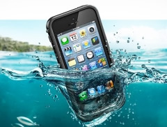 Ja cfare te beni nese celulari juaj bie ne uje!