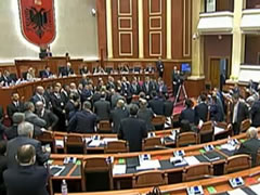 Berisha, Metes: Jep doreheqjen ne te mire te shqiptareve