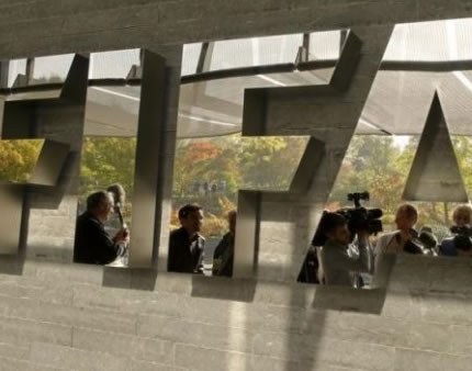 Arrestohen gjashte zyrtare te FIFA-s ne Zyrih