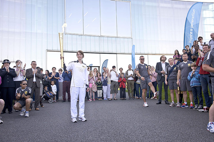 /galeri/July-24-12-22-17Olympic-torch-day-66-001.jpg